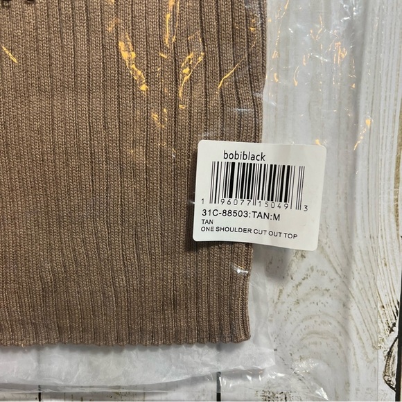 bobi BLACK | Ribbed Knit Sleeveless Cut Out Top - Picture 11 of 12